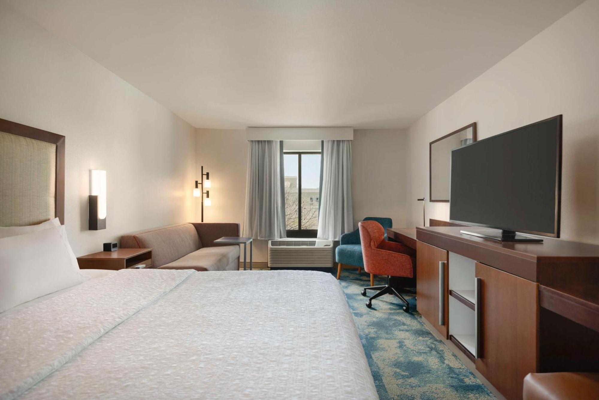 Hampton Inn & Suites Сан Маркос Экстерьер фото