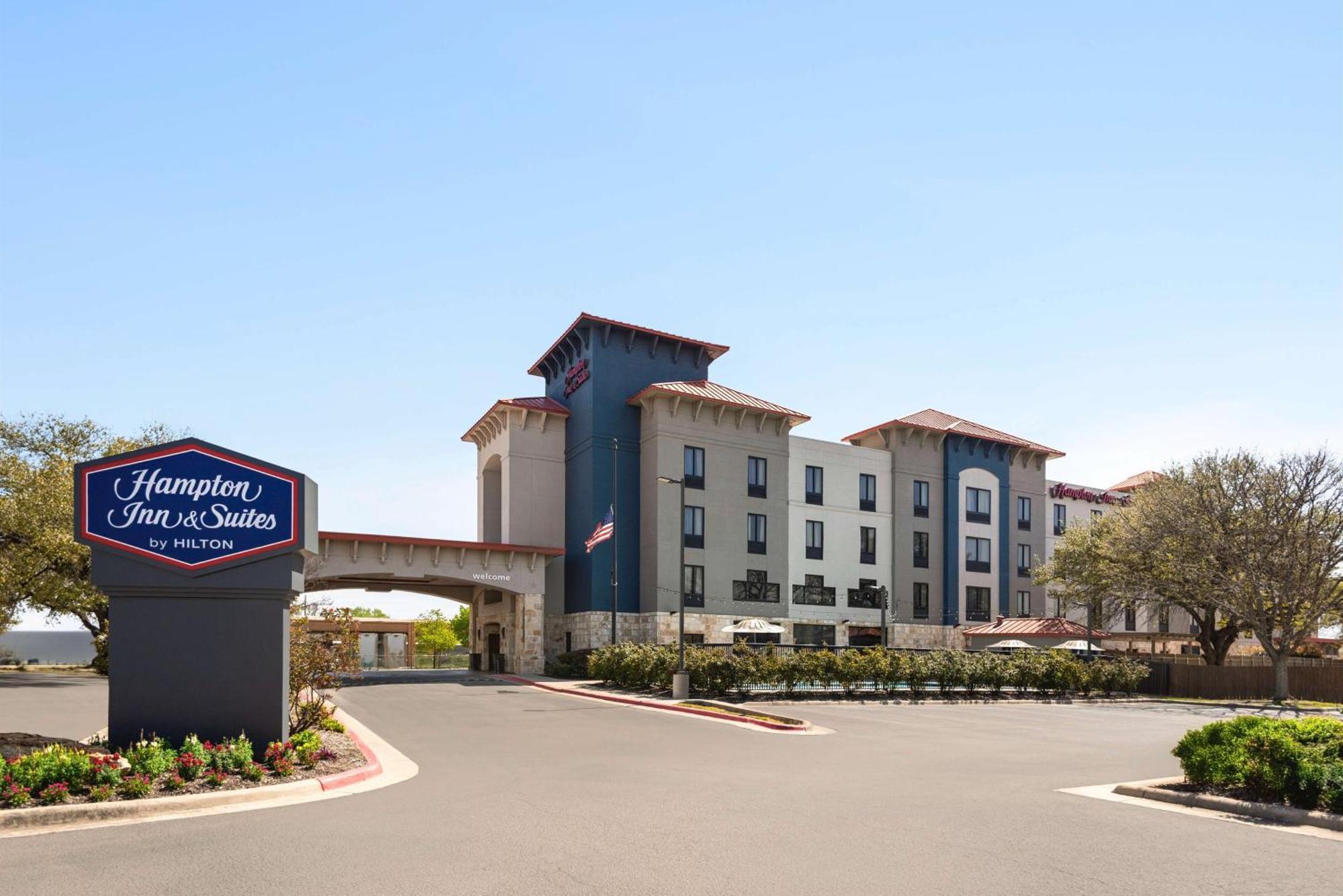 Hampton Inn & Suites Сан Маркос Экстерьер фото