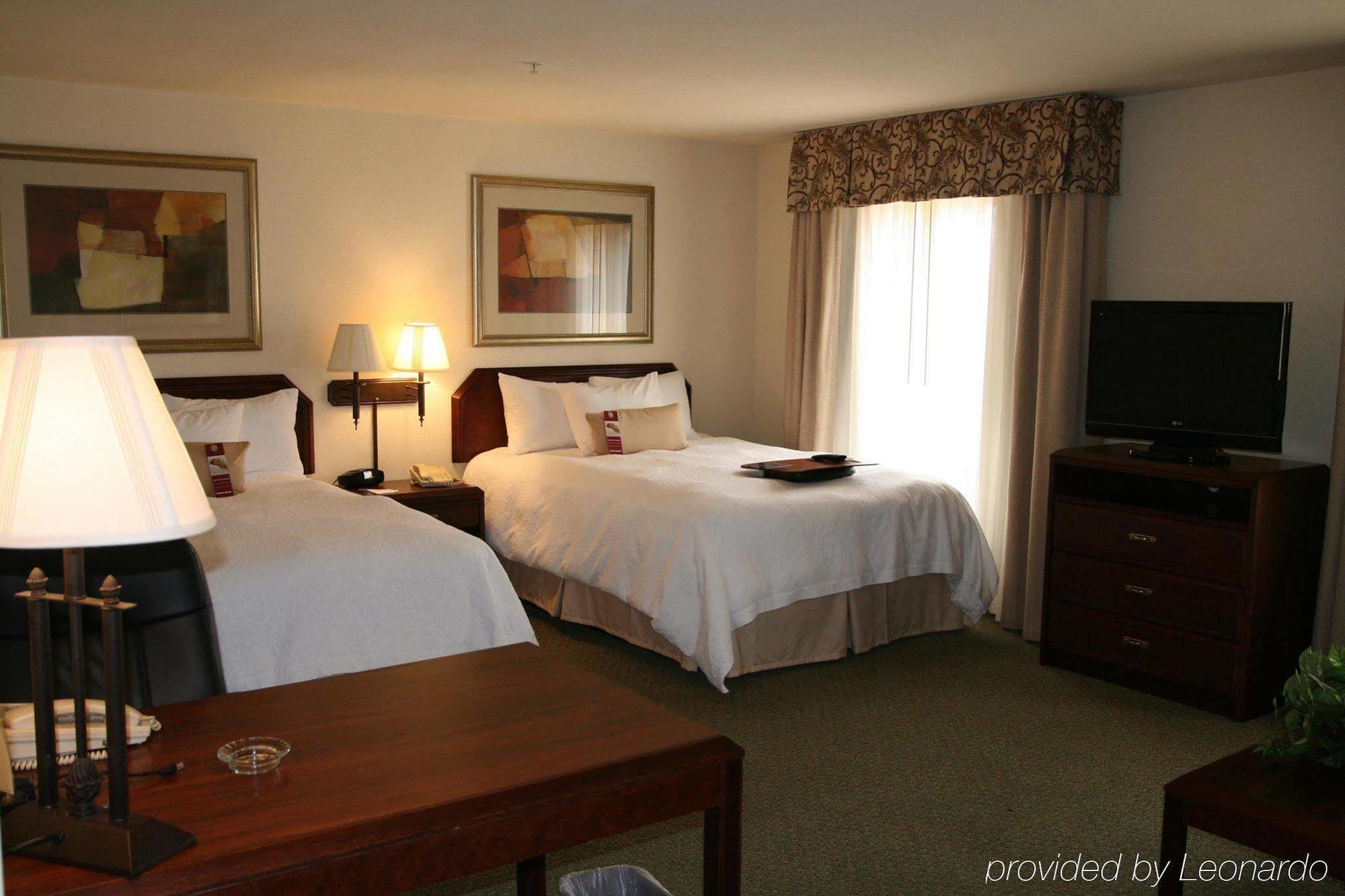 Hampton Inn & Suites Сан Маркос Экстерьер фото